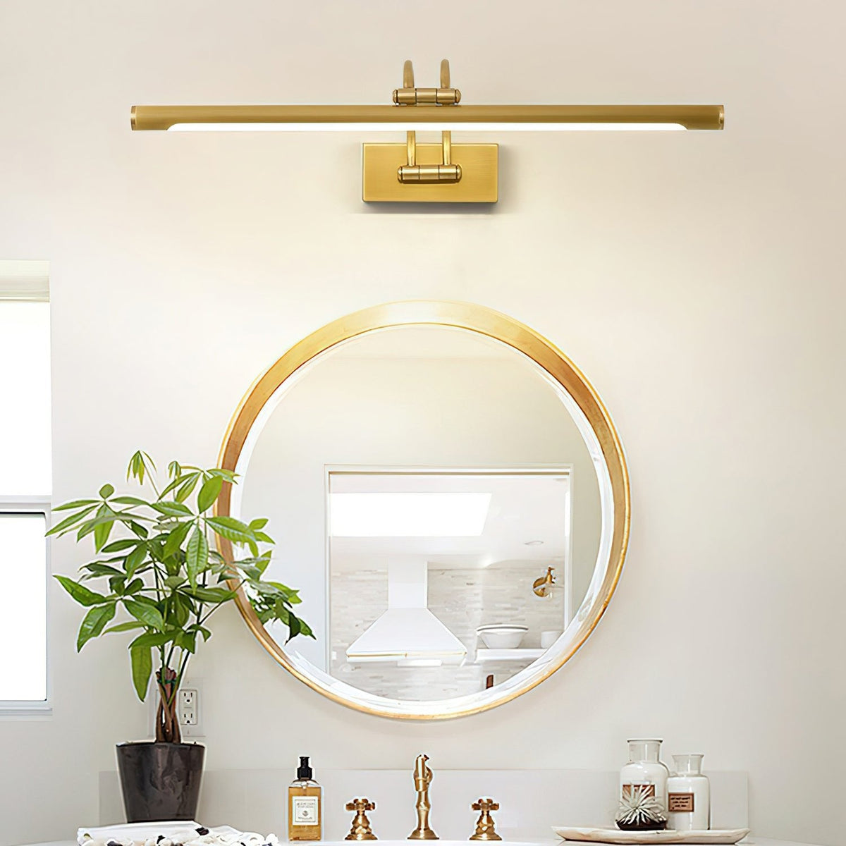 Linear Vanity Light — Wall Sconce | Maison Monashee — view 8