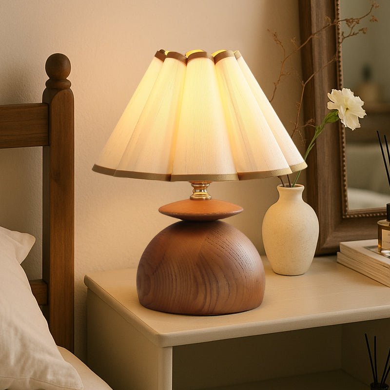 Minimalist Bedside Table Lamp — Table Lamp | Maison Monashee — view 7