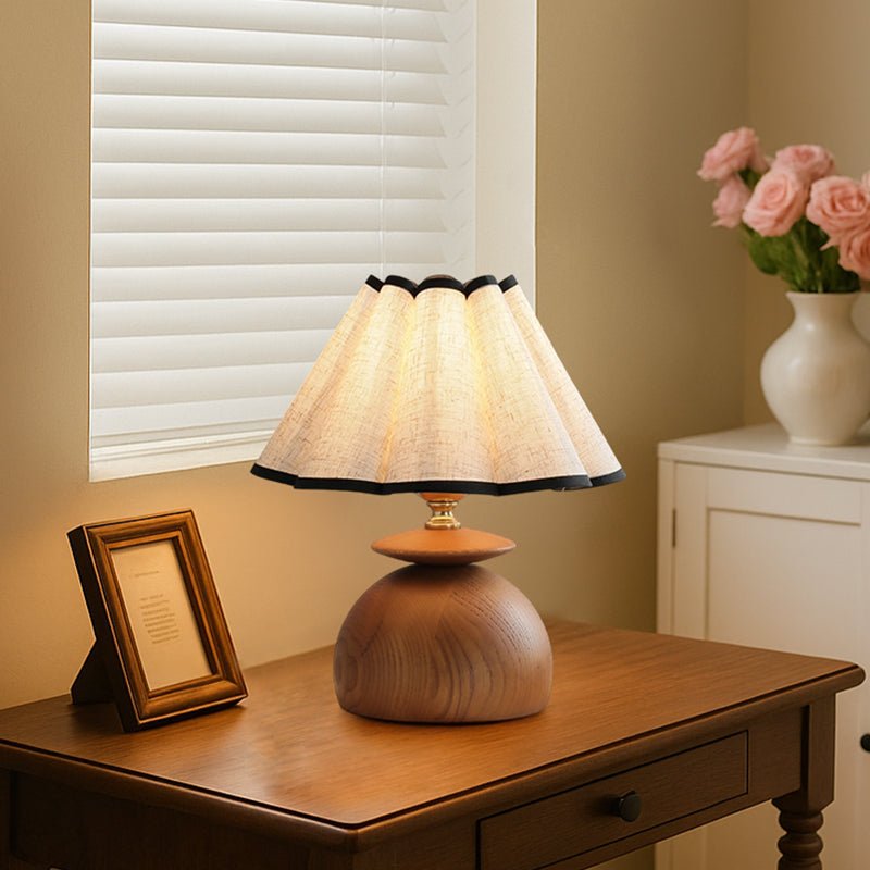 Minimalist Bedside Table Lamp — Table Lamp | Maison Monashee — view 8