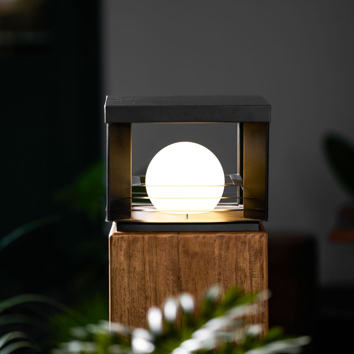 Black Outdoor Light Fixture — Outdoor Light | Maison Monashee — view 2
