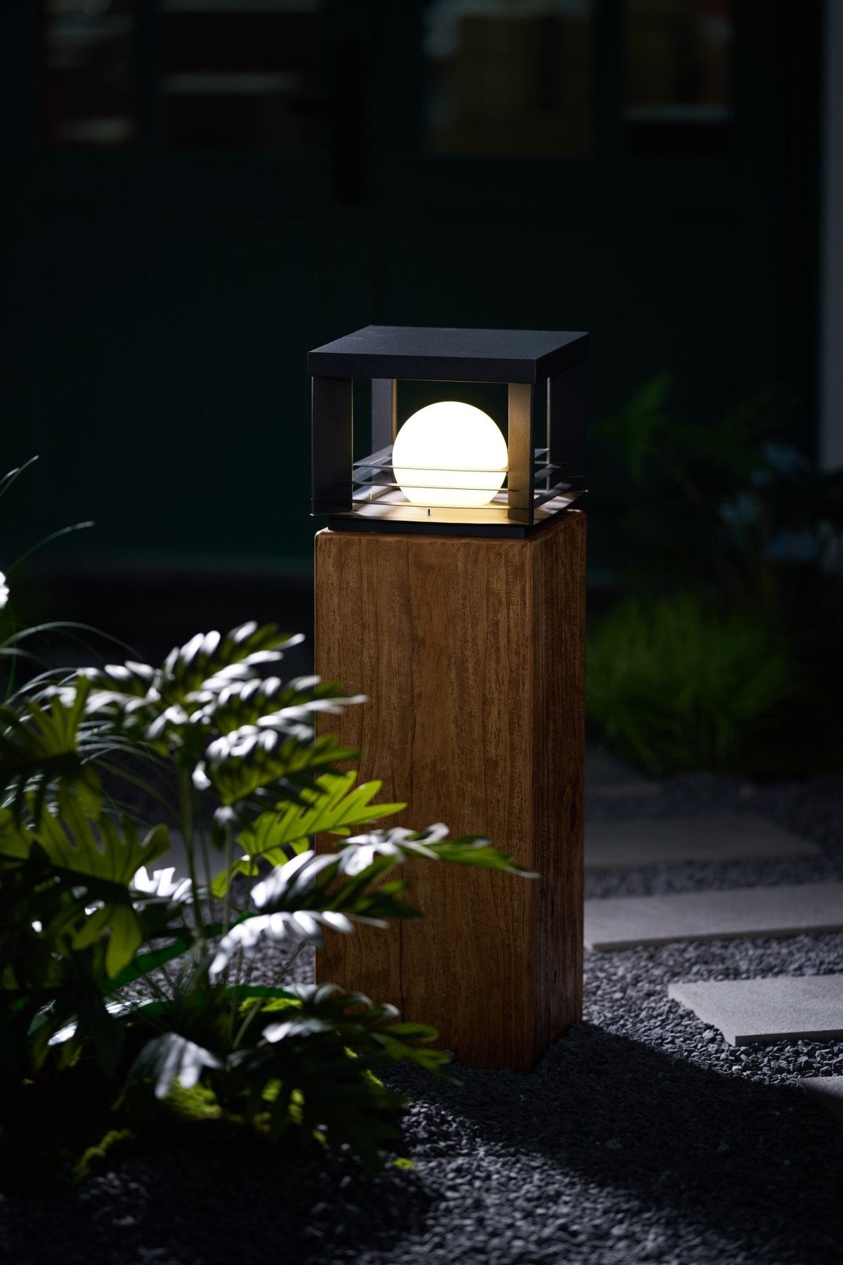Black Outdoor Light Fixture — Outdoor Light | Maison Monashee — view 24
