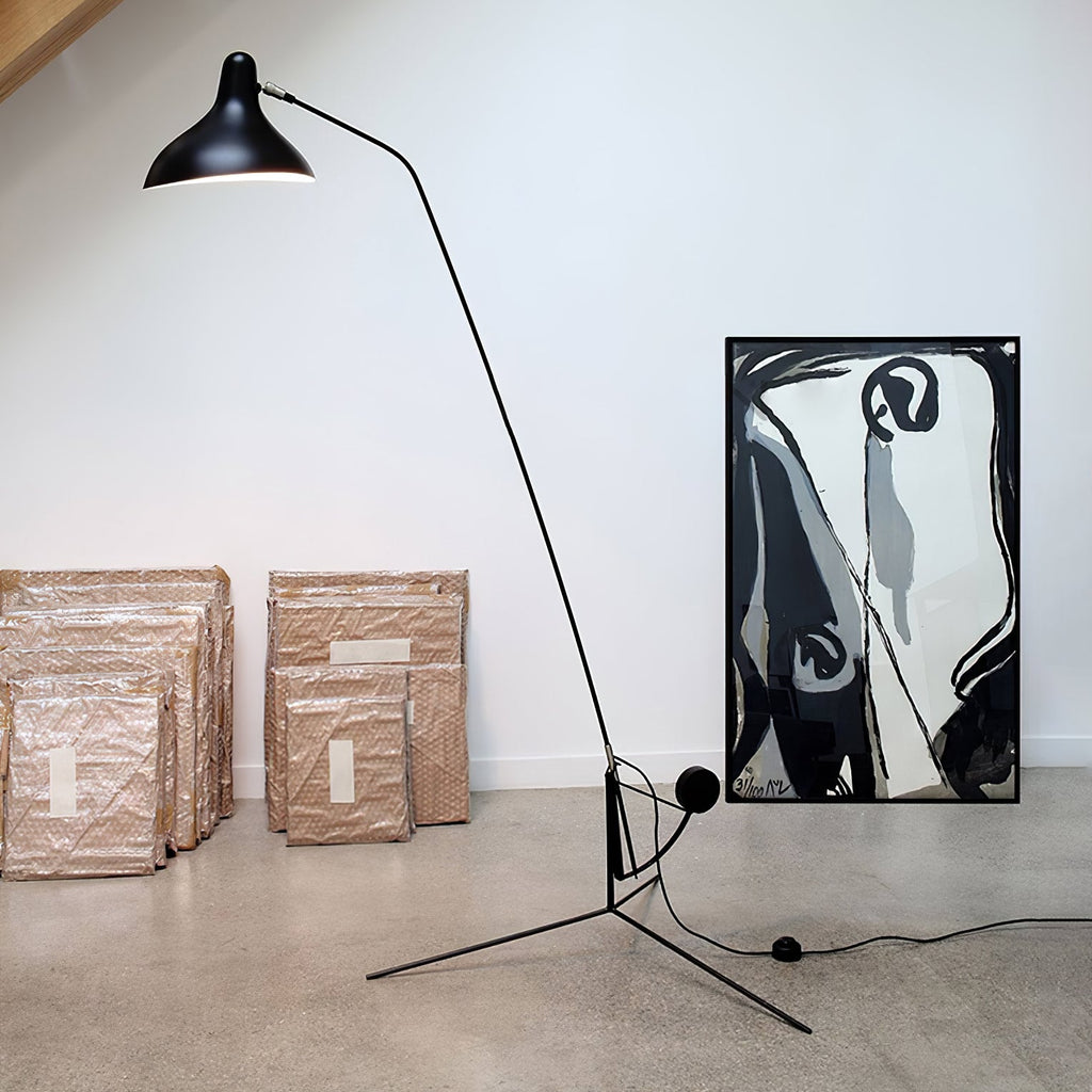 Black Metal Floor Lamp — Floor Lamp | Maison Monashee — view 16