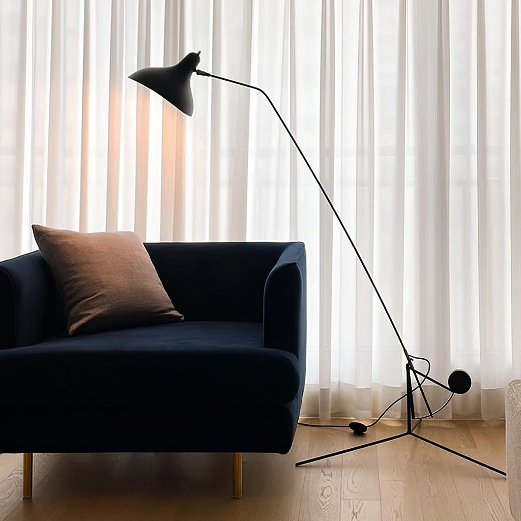 Black Metal Floor Lamp — Floor Lamp | Maison Monashee — view 4
