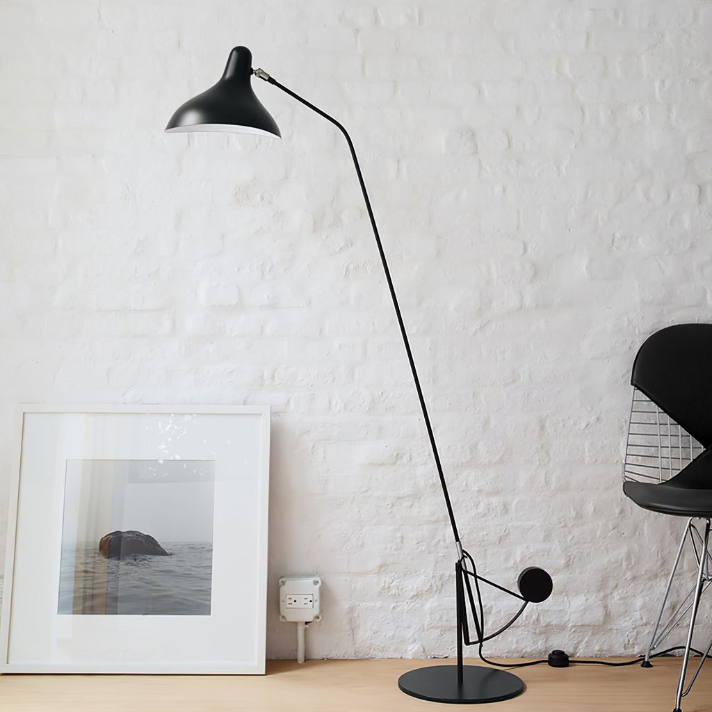 Black Metal Floor Lamp — Floor Lamp | Maison Monashee — view 6