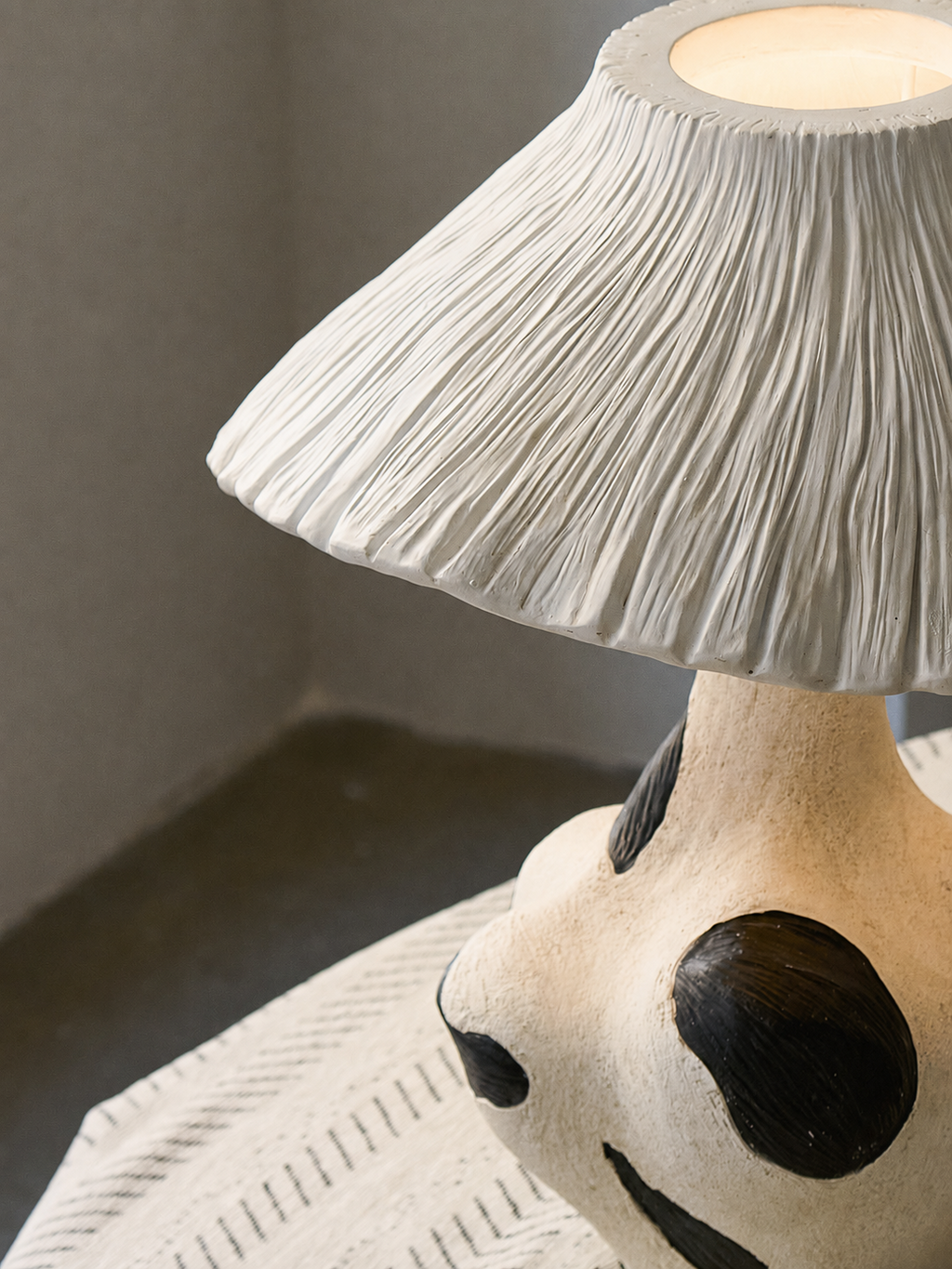 Sculptural Table Lamp — Table Lamp | Maison Monashee — view 3
