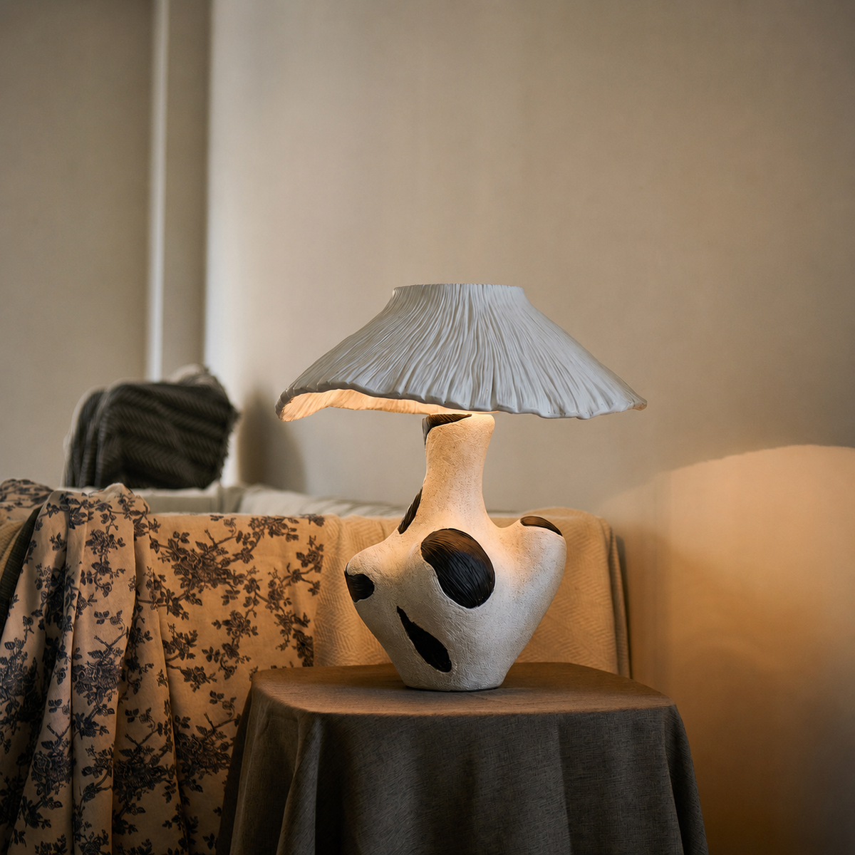 Sculptural Table Lamp — Table Lamp | Maison Monashee — view 21