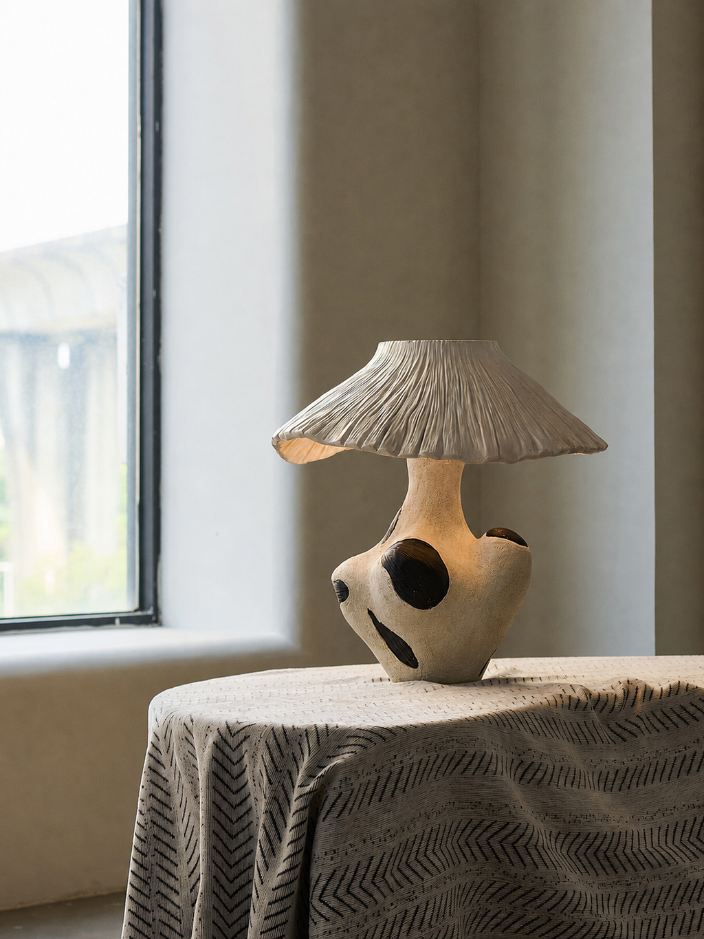 Sculptural Table Lamp — Table Lamp | Maison Monashee — view 7