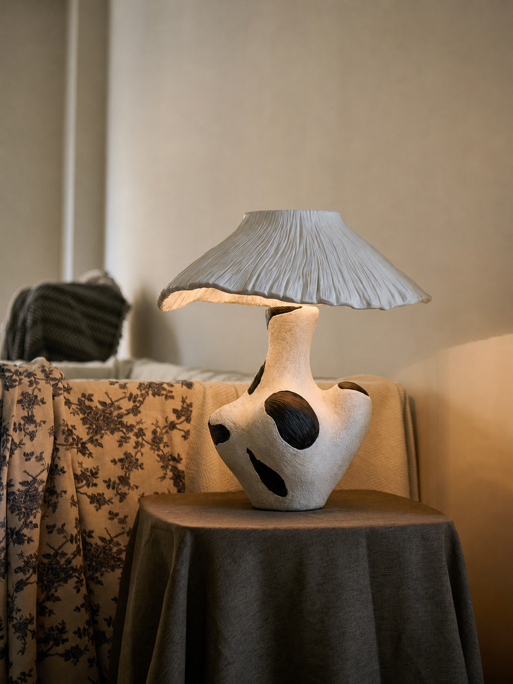 Sculptural Table Lamp — Table Lamp | Maison Monashee — view 10