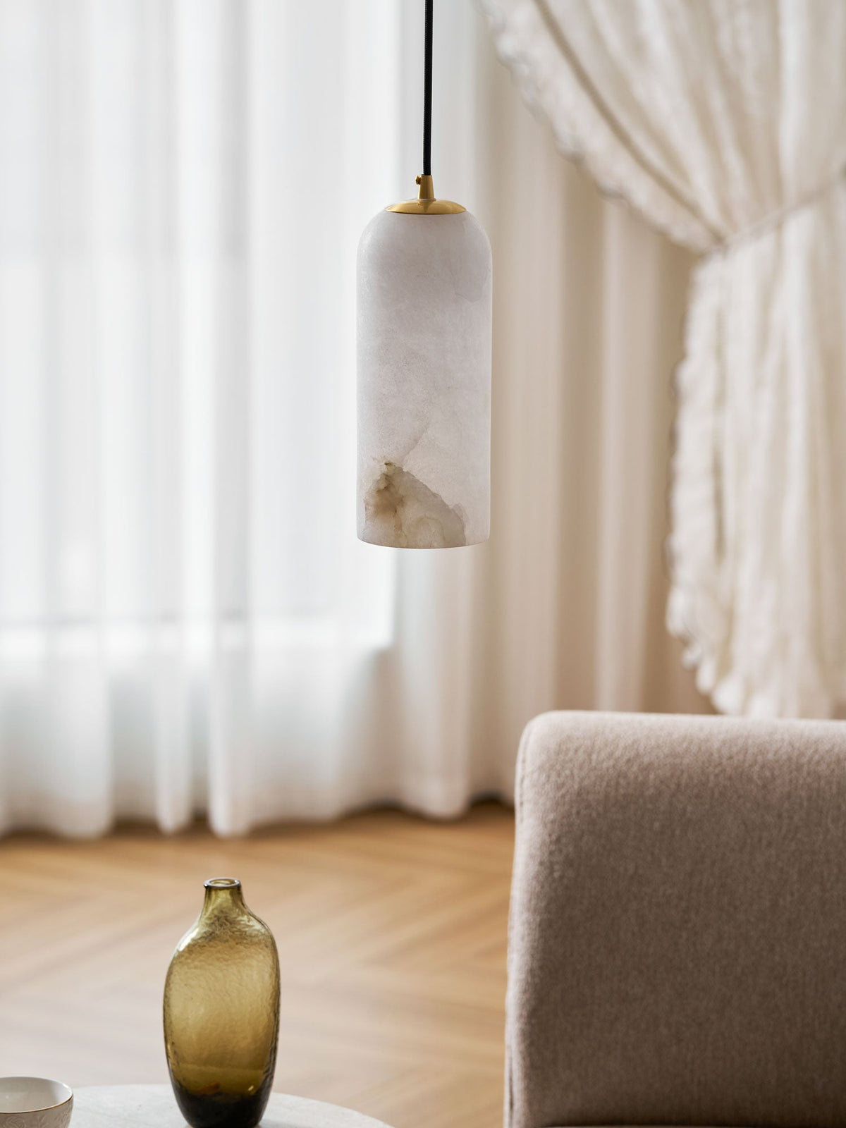 Modern Alabaster Pendant Light — Pendant Light | Maison Monashee — view 31