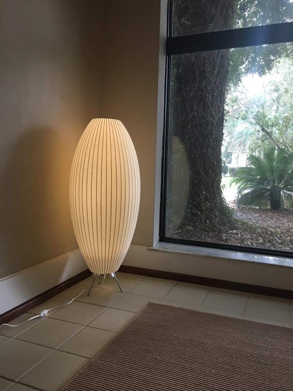 Table Lamp with Silver Base — Table Lamp | Maison Monashee — view 46