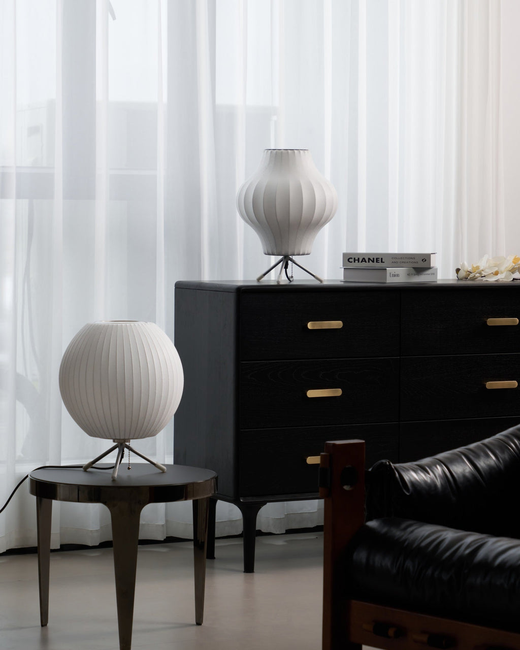 Table Lamp with Silver Base — Table Lamp | Maison Monashee — view 90