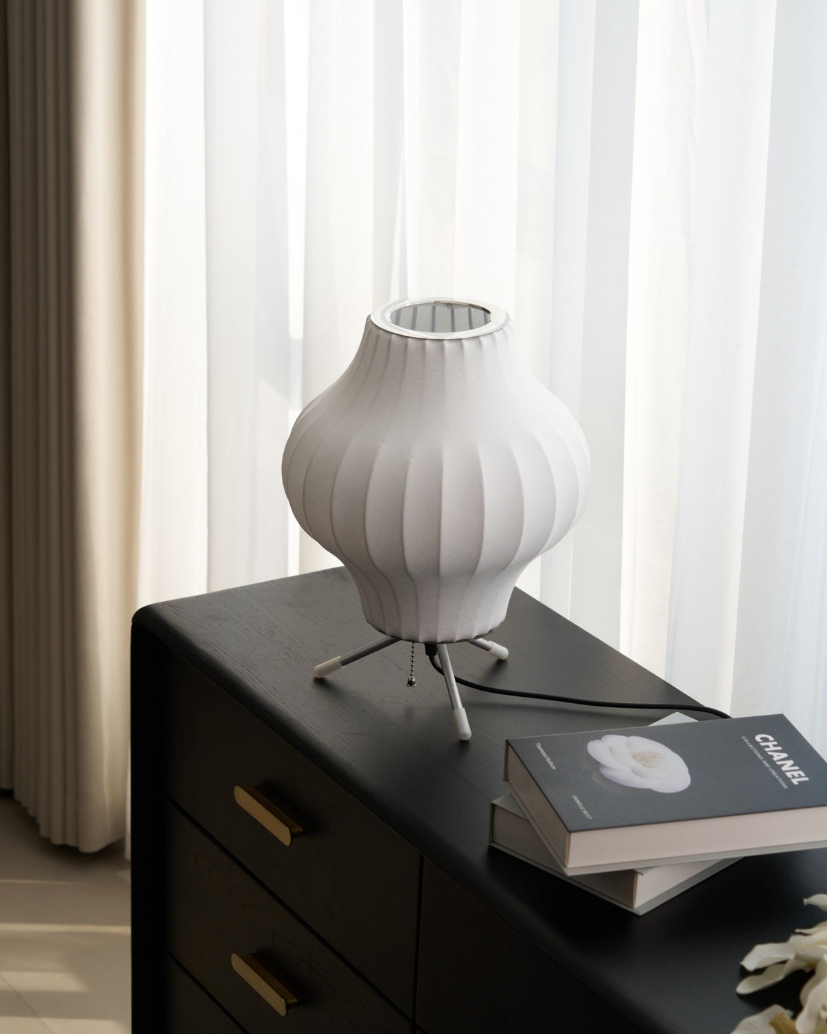 Table Lamp with Silver Base — Table Lamp | Maison Monashee — view 79
