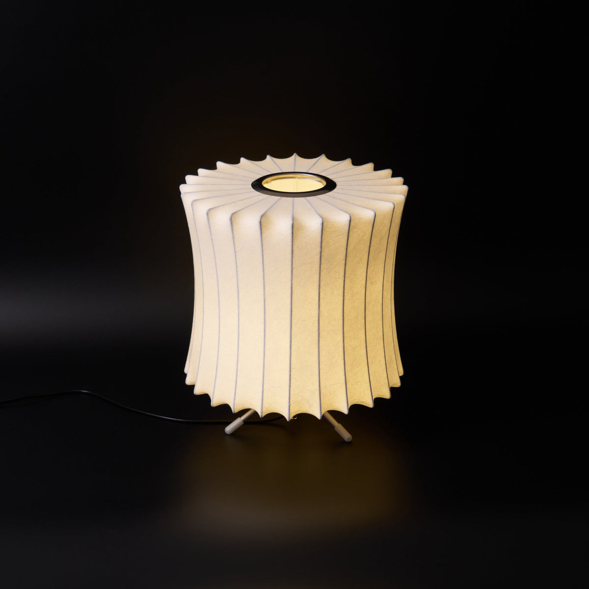 Table Lamp with Silver Base — Table Lamp | Maison Monashee — view 114