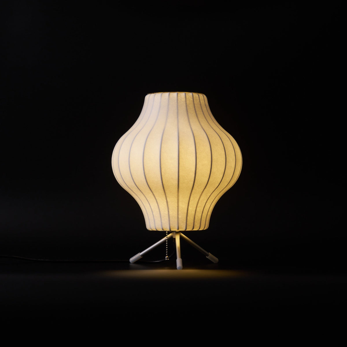 Table Lamp with Silver Base — Table Lamp | Maison Monashee — view 127