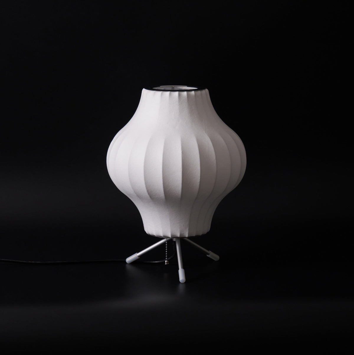 Table Lamp with Silver Base — Table Lamp | Maison Monashee — view 129