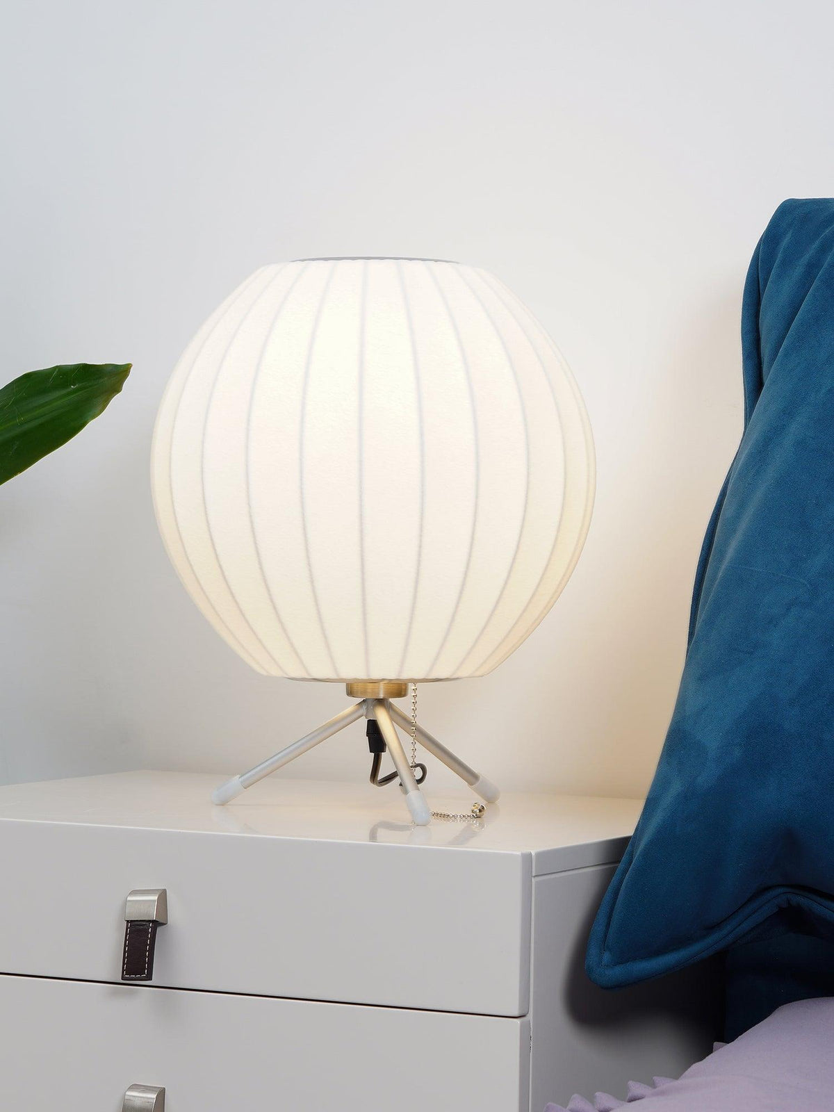Table Lamp with Silver Base — Table Lamp | Maison Monashee — view 40