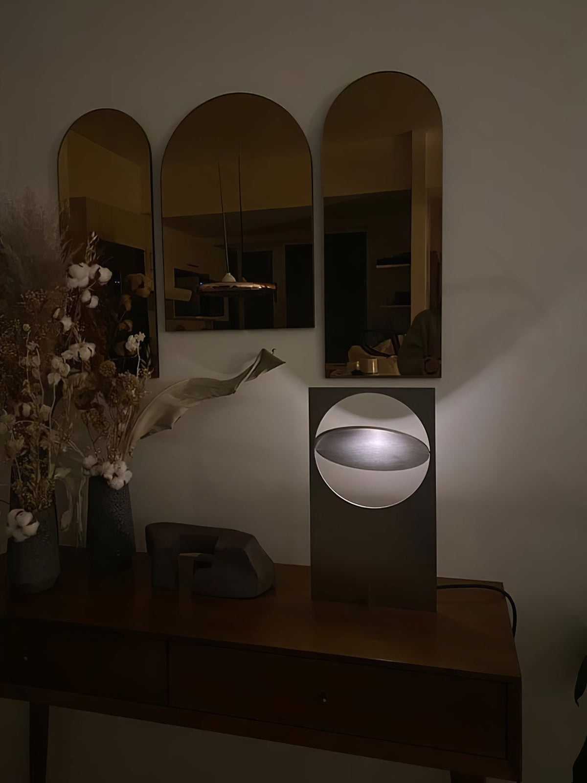 Gold Metal Desk Lamp — Table Lamp | Maison Monashee — view 41