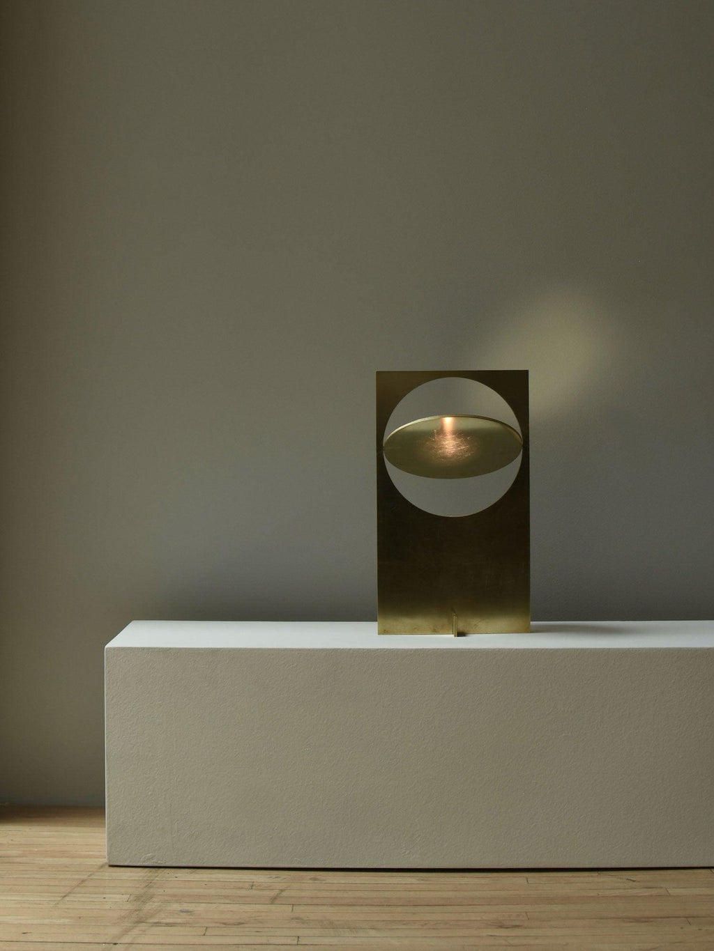 Gold Metal Desk Lamp — Table Lamp | Maison Monashee — view 18