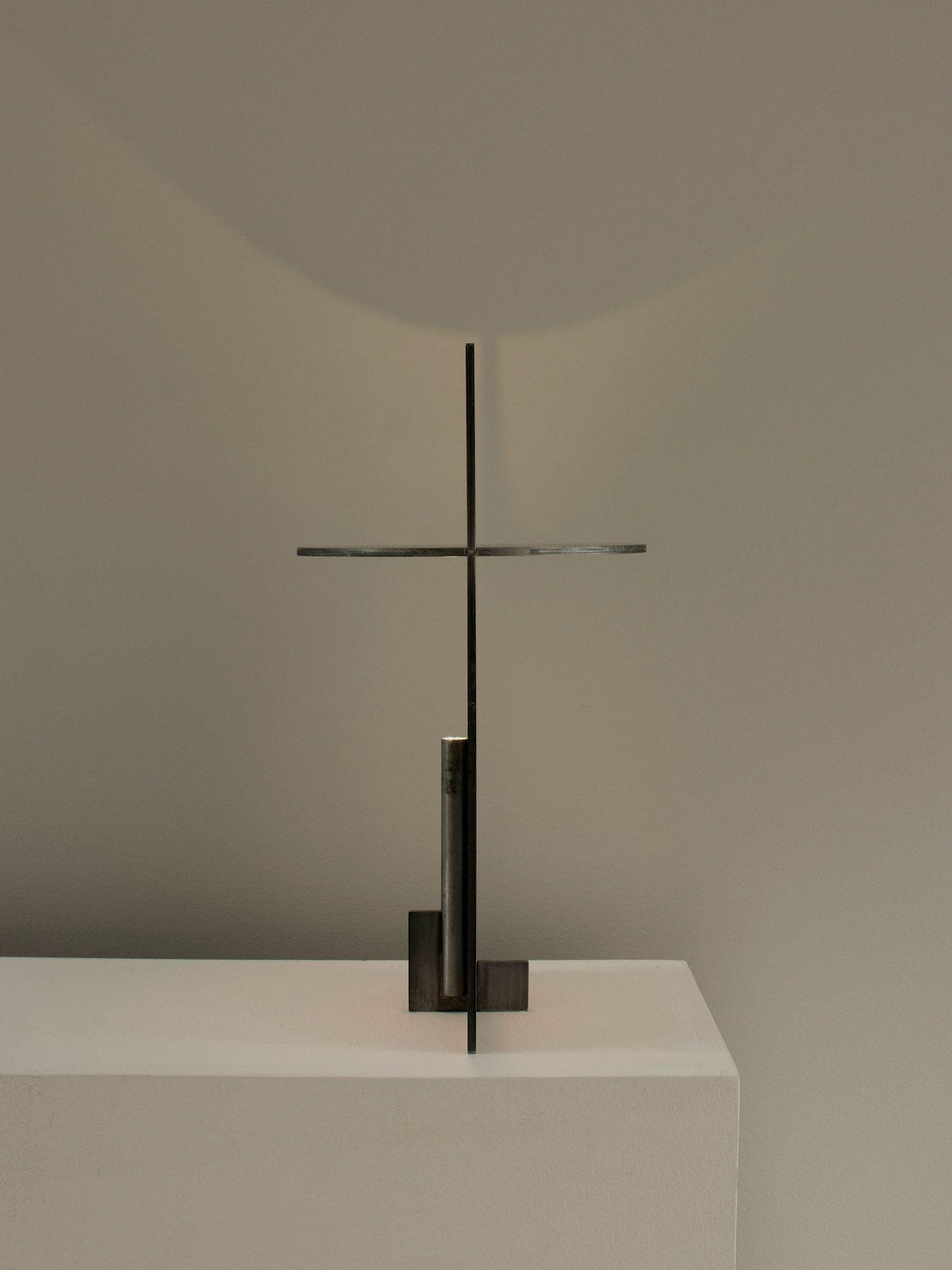 Gold Metal Desk Lamp — Table Lamp | Maison Monashee — view 23