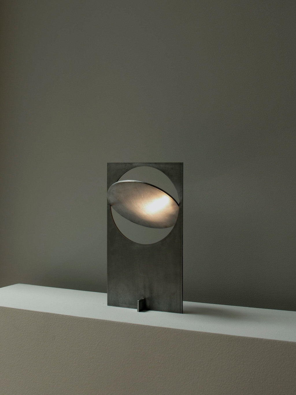 Gold Metal Desk Lamp — Table Lamp | Maison Monashee — view 9