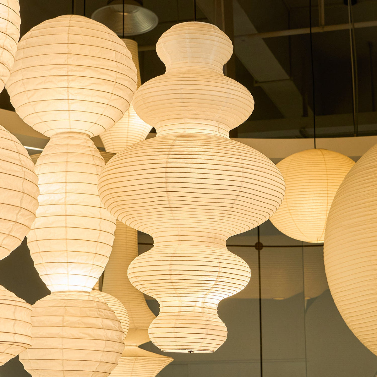 Large Paper Pendant Light — Pendant Light | Maison Monashee — view 11