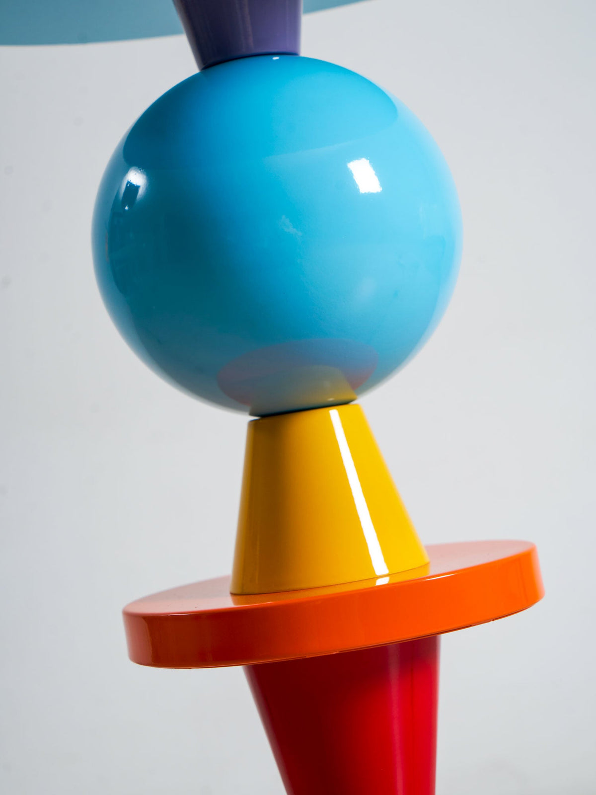 Modern Floor Lamp with Table — Floor Lamp | Maison Monashee — view 19