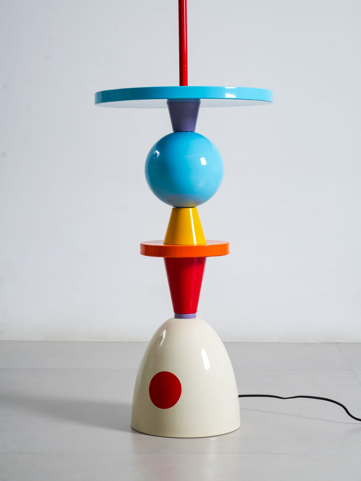 Modern Floor Lamp with Table — Floor Lamp | Maison Monashee — view 17