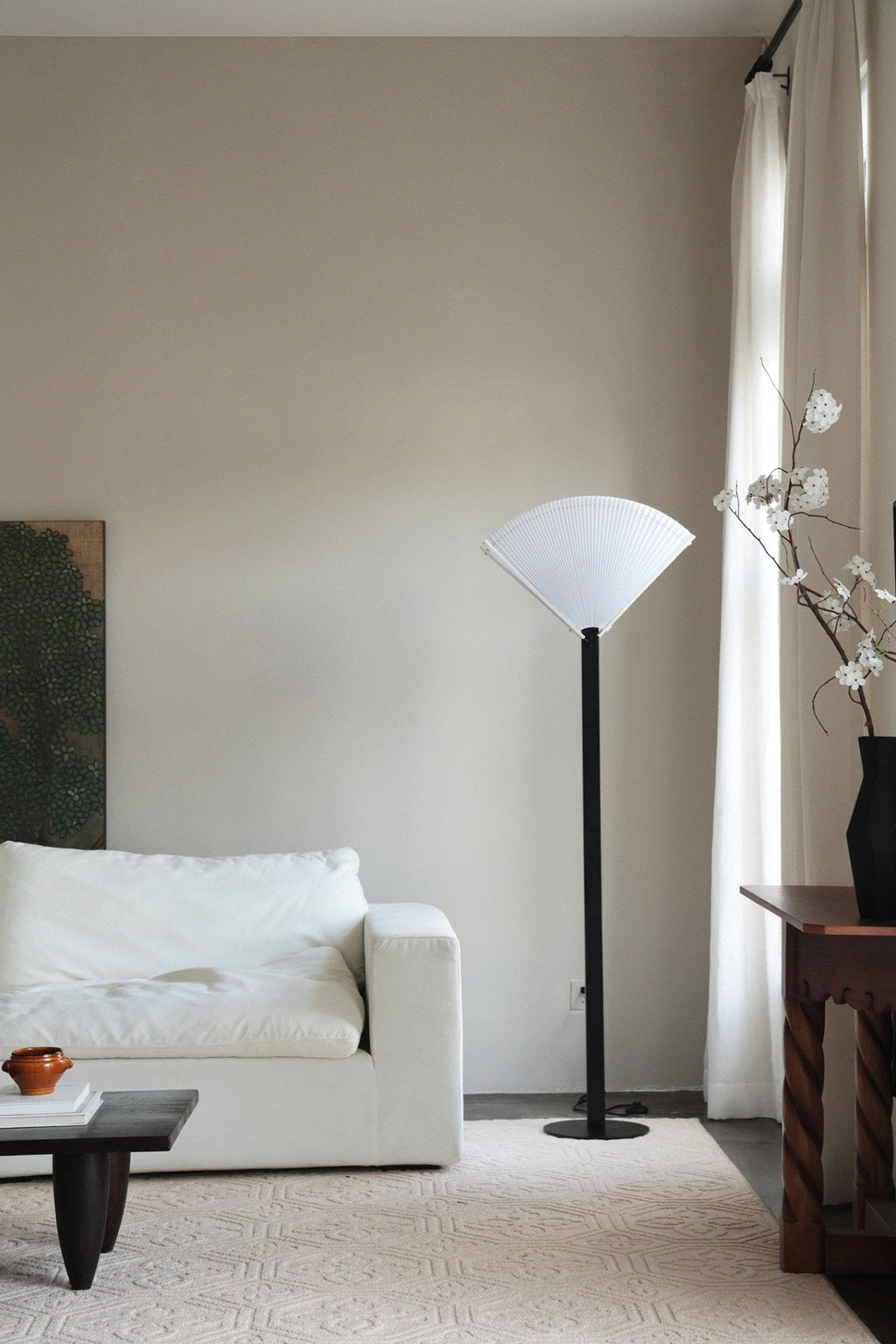 Black Uplight Floor Lamp — Floor Lamp | Maison Monashee — view 15