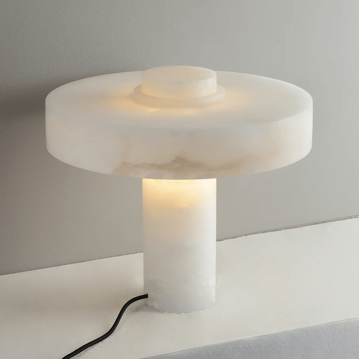 White Alabaster Table Lamp — Table Lamp | Maison Monashee — view 9