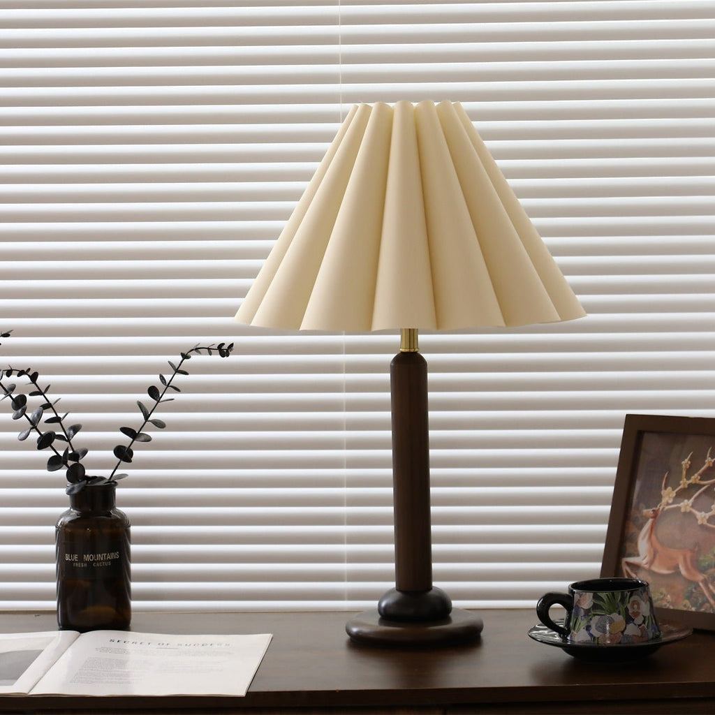 Vintage Looking Table Lamp — Table Lamp | Maison Monashee — view 6