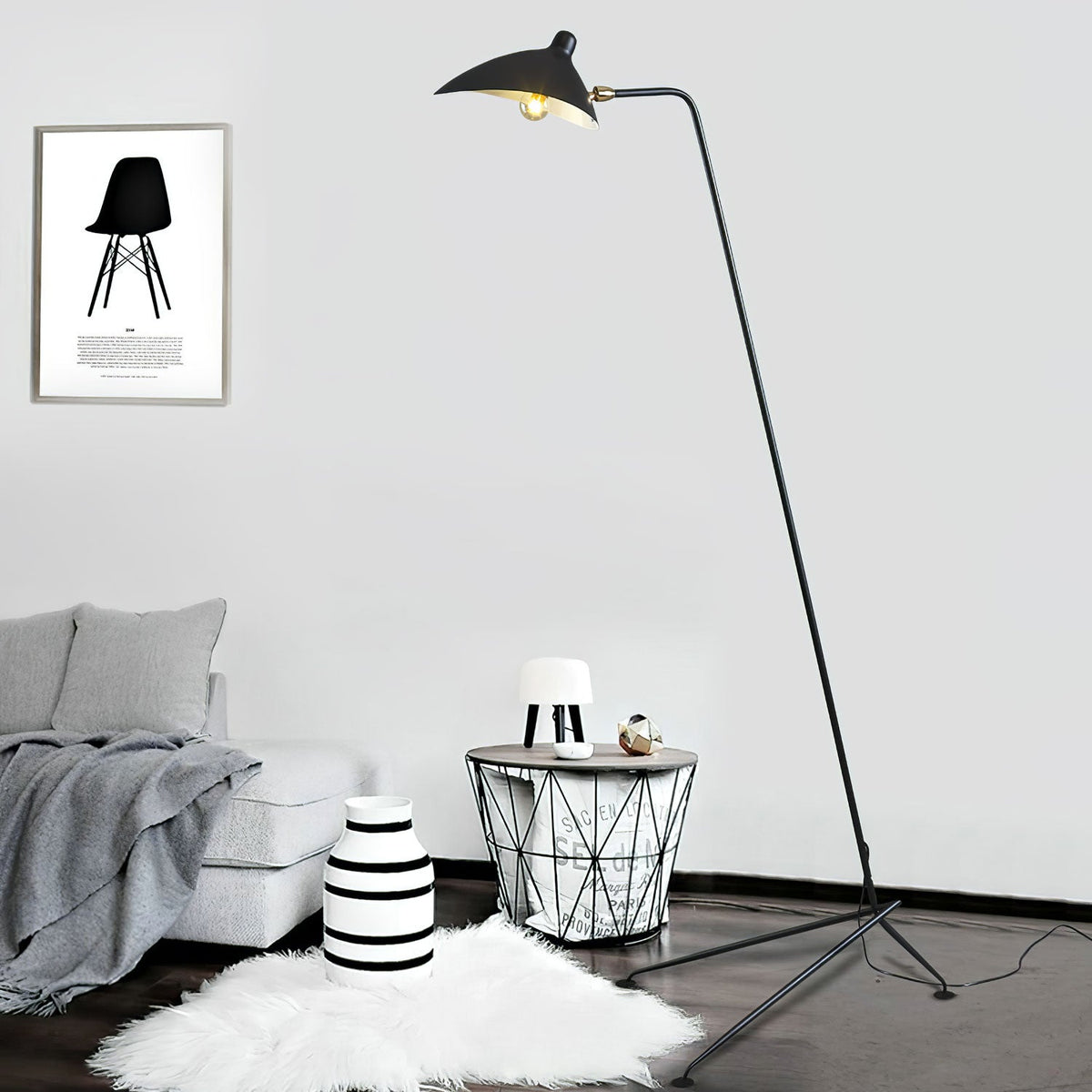 Vintage Metal Floor Lamp — Floor Lamp | Maison Monashee — view 4