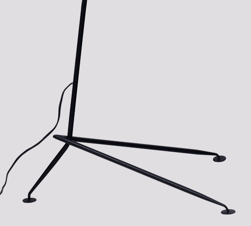 Vintage Metal Floor Lamp — Floor Lamp | Maison Monashee — view 32