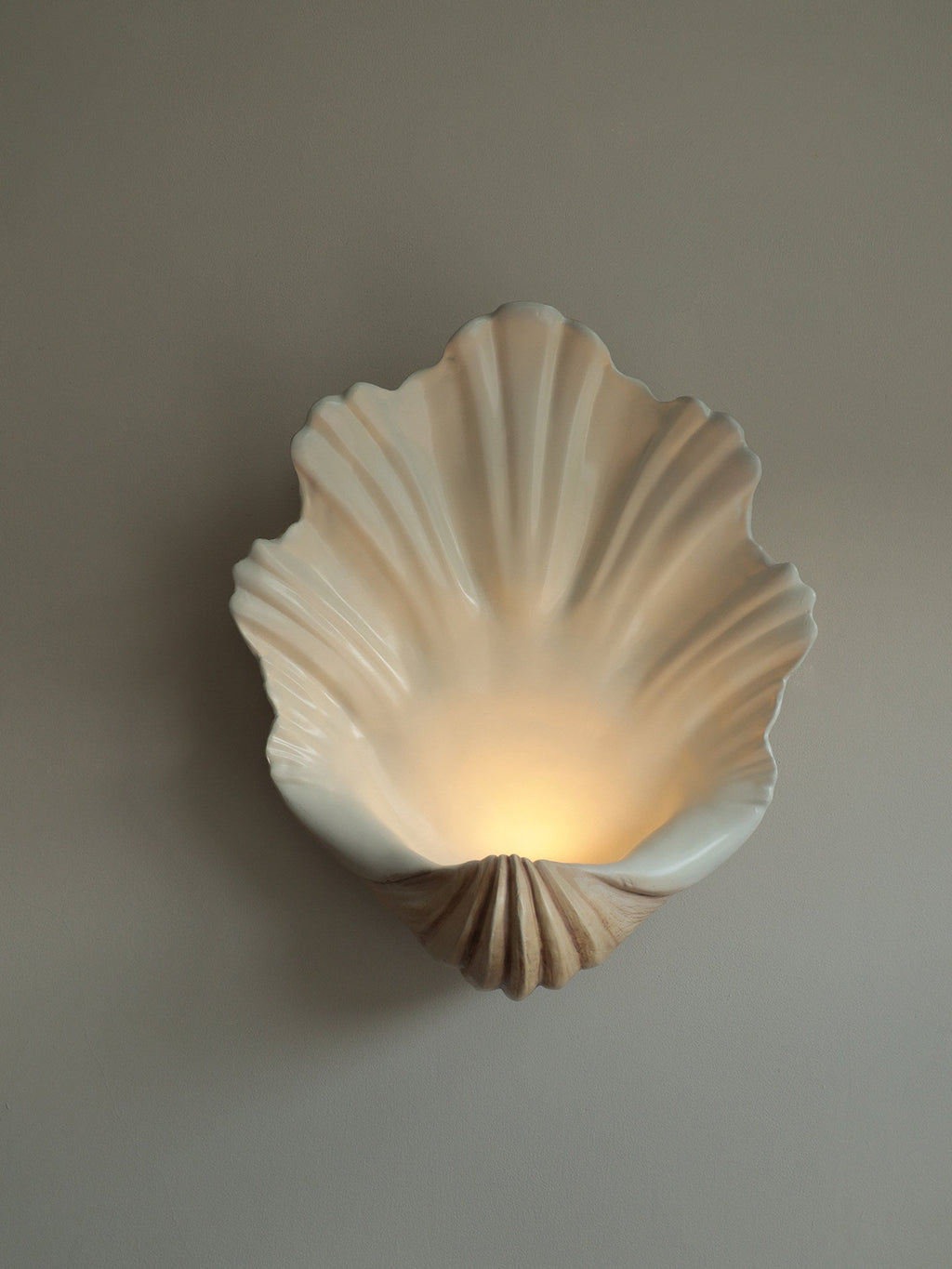 Scallop Shell Wall Sconce — Wall Sconce | Maison Monashee — view 10