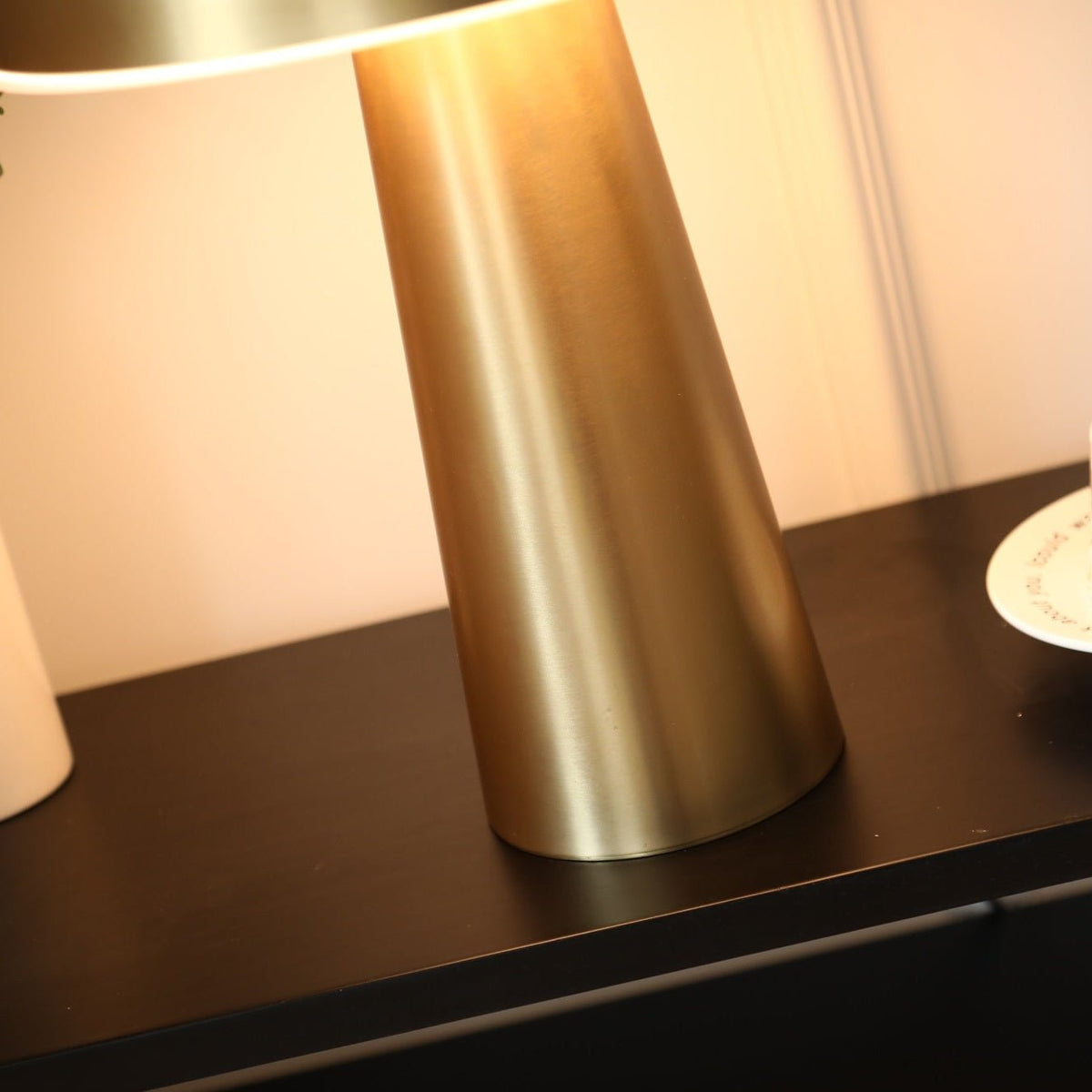 Warm White Table Lamp — Table Lamp | Maison Monashee — view 12