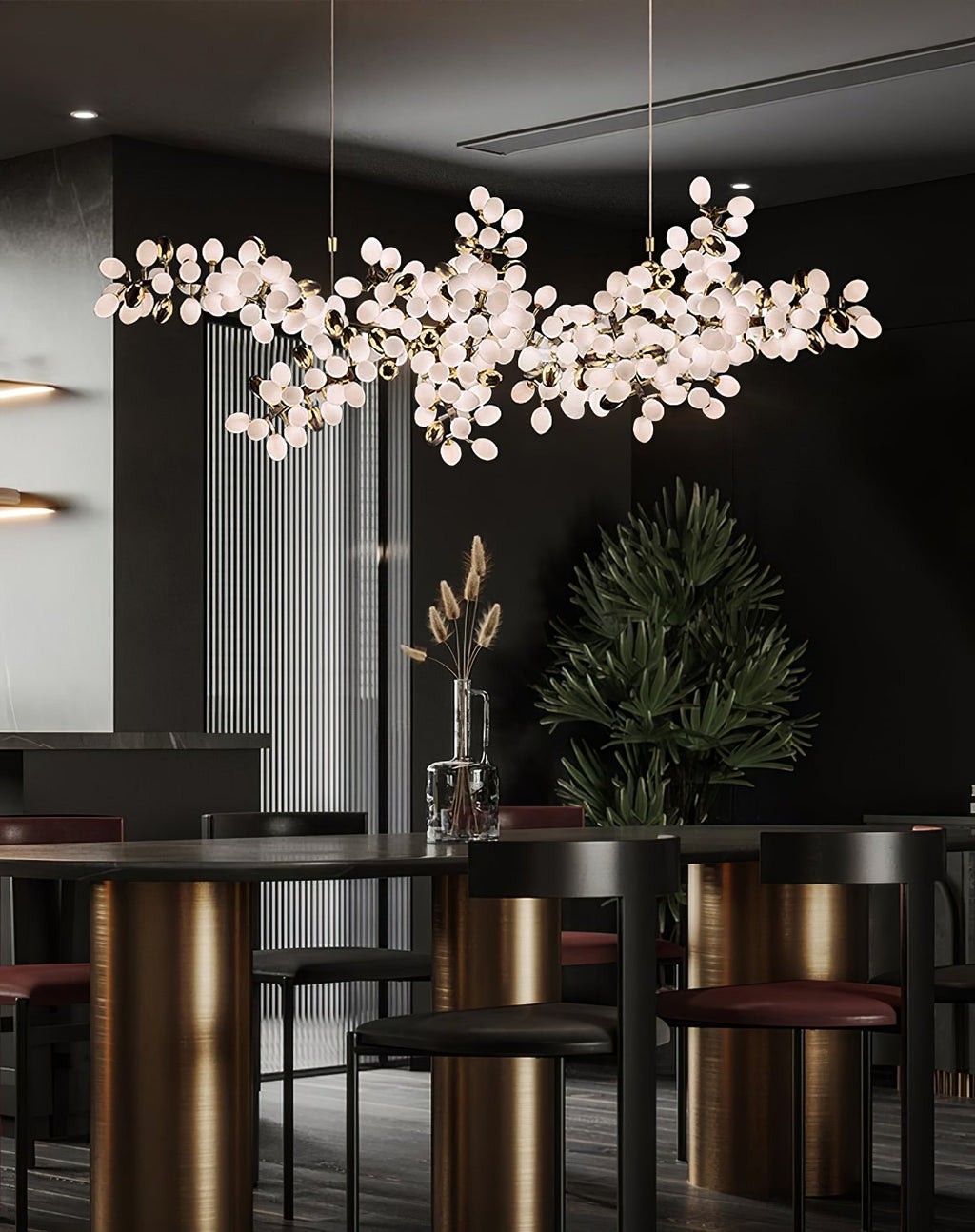 Gold Murano Glass Chandelier — Chandelier | Maison Monashee — view 40