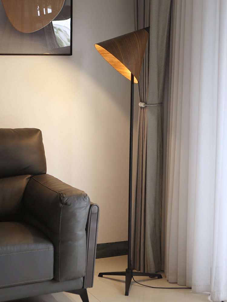 Light Wood Tripod Floor Lamp — Floor Lamp | Maison Monashee — view 6