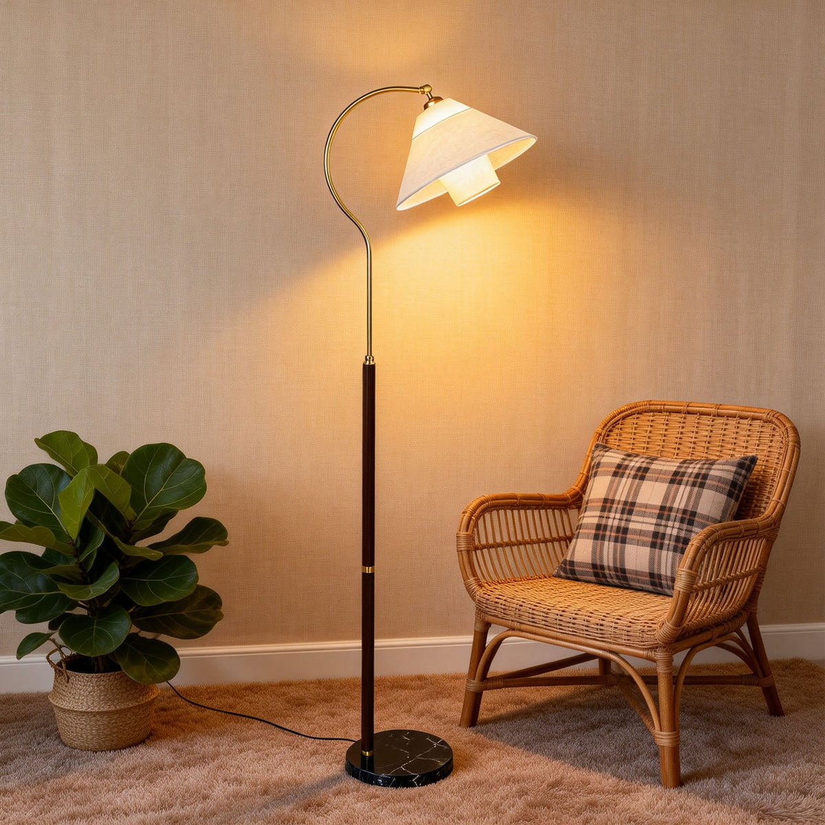 White Mid-Century Floor Lamp — Floor Lamp | Maison Monashee — view 2